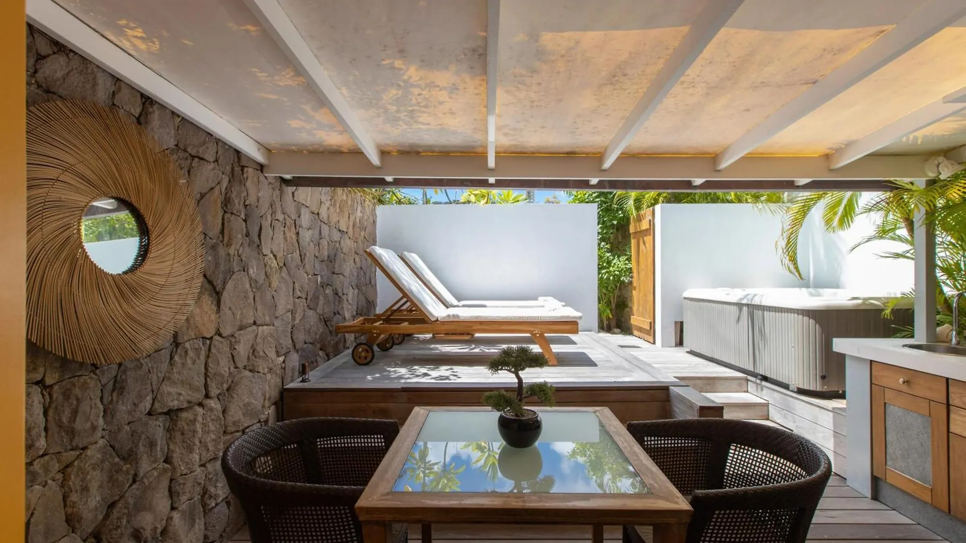 St. Barthelemy Charming Bungalow In Saint Barthelemy With Shared Pool